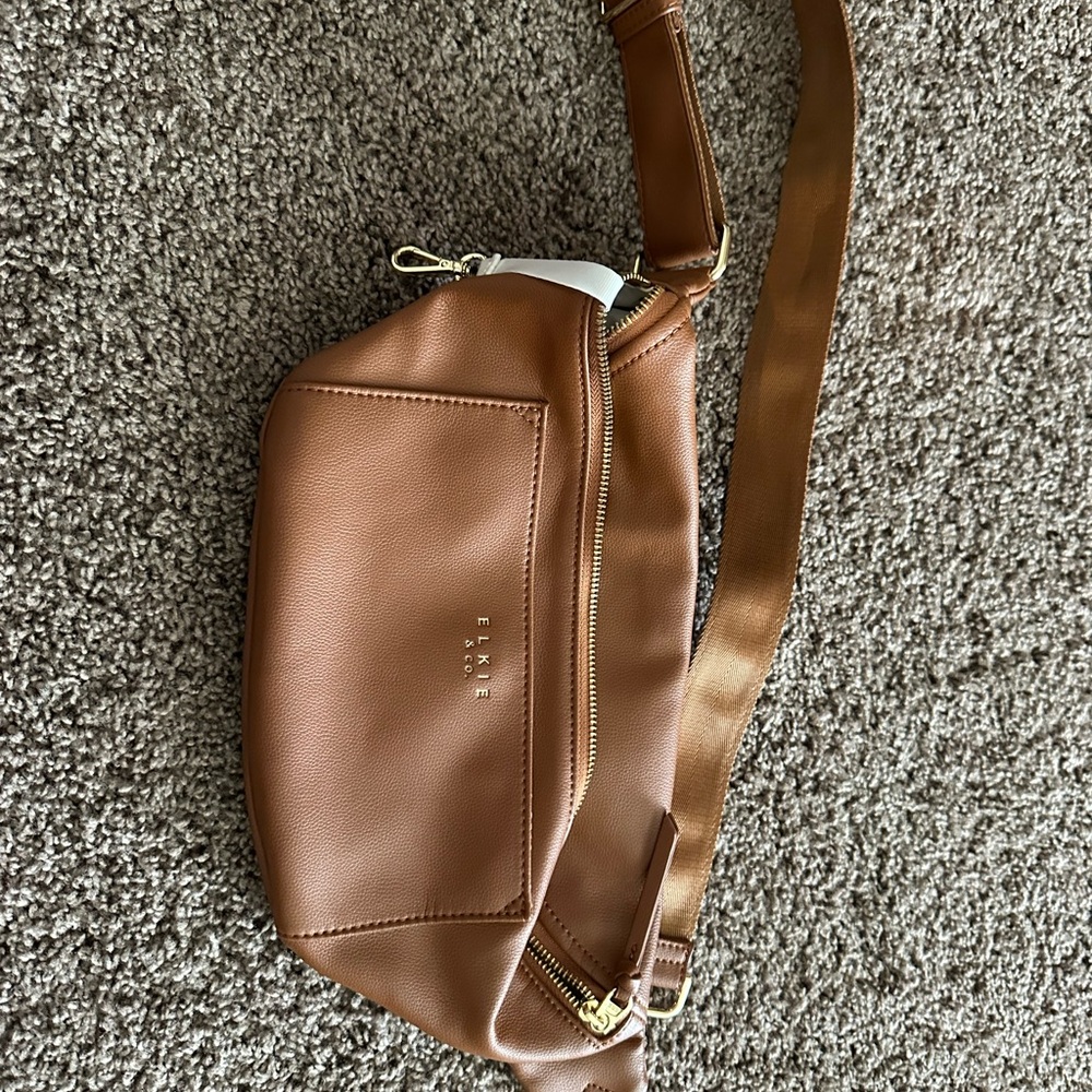 Elki Tan Crossbody Bag